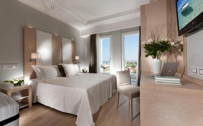 Фото отеля Ambasciatori Hotel Riccione