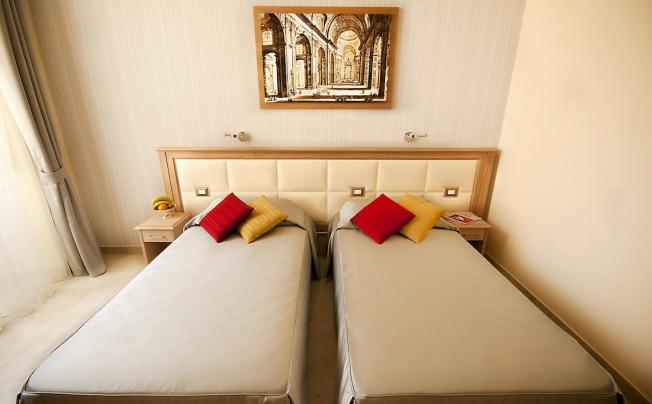 Фото отеля Domus Australia Hotel
