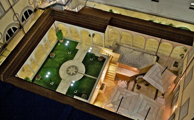 Фото отеля Domus Australia Hotel