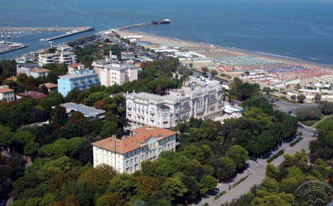 Фото отеля Grand Hotel Rimini