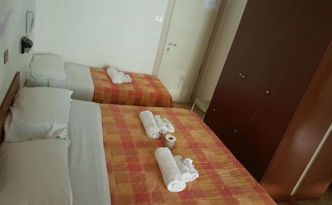 Фото отеля Criss Hotel