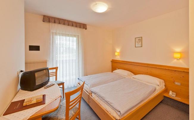 Фото отеля Cesa Edelweiss Hotel