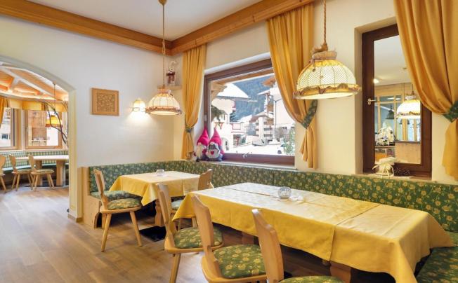 Фото отеля Cesa Edelweiss Hotel