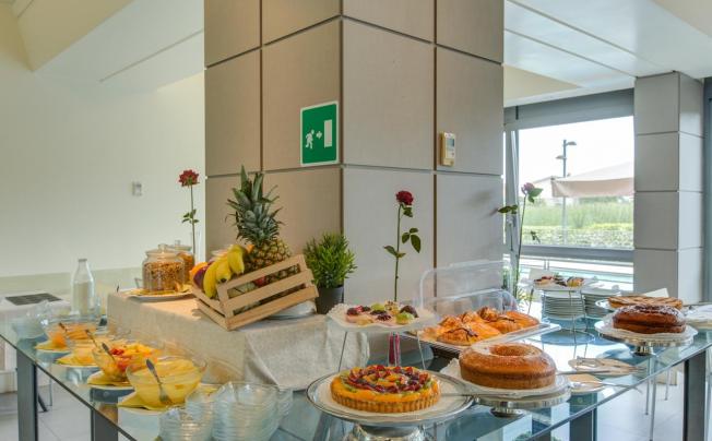 Фото отеля Ardeatina Park Hotel