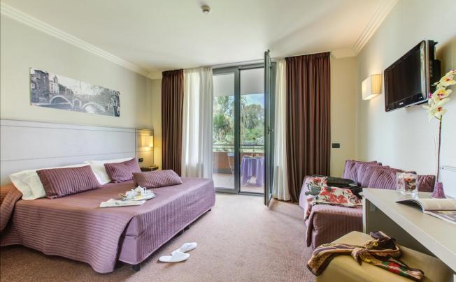 Фото отеля Ardeatina Park Hotel