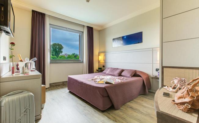 Фото отеля Ardeatina Park Hotel