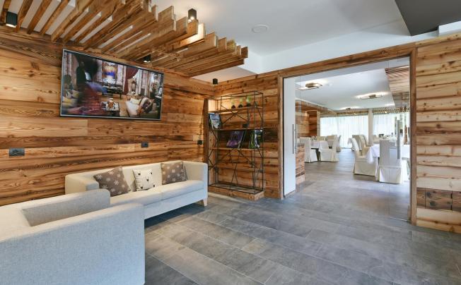 Фото отеля Dolomeet Boutique Hotel