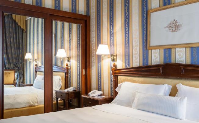 Фото отеля SINA DE LA VILLE HOTEL 