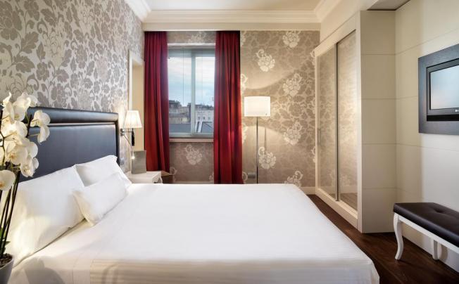 Фото отеля SINA DE LA VILLE HOTEL 