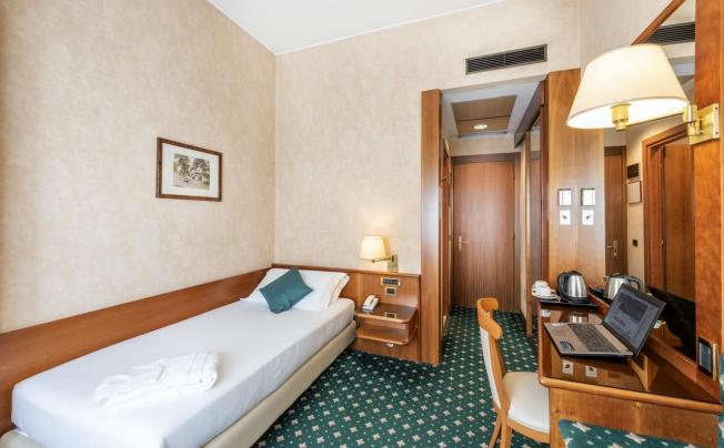 Фото отеля Ascot Hotel Milano