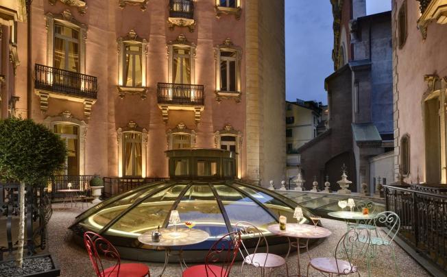 Фото отеля Chateau Monfort Hotel