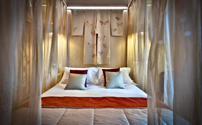 Фото отеля Chateau Monfort Hotel