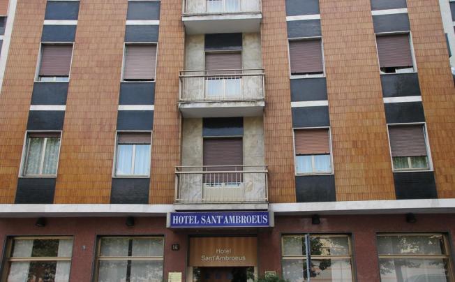 Фото отеля SANT AMBROEUS 