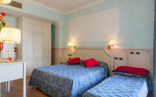 Фото отеля Baia Imperiale Hotel