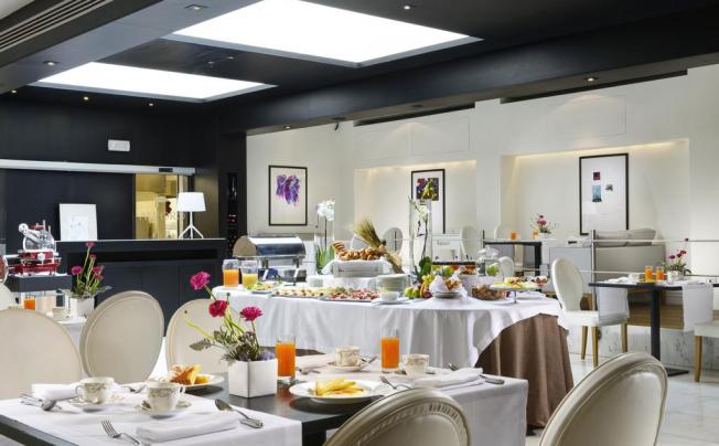 Фото отеля The First Luxury Art