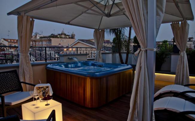 Фото отеля The First Luxury Art