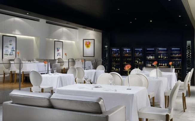 Фото отеля The First Luxury Art