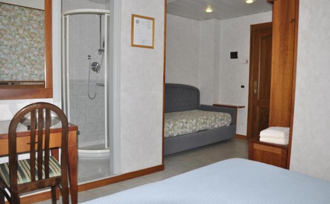 Фото отеля De France Hotel