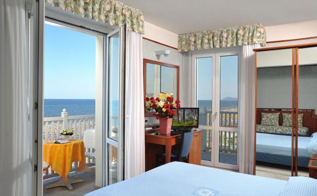 Фото отеля De France Hotel