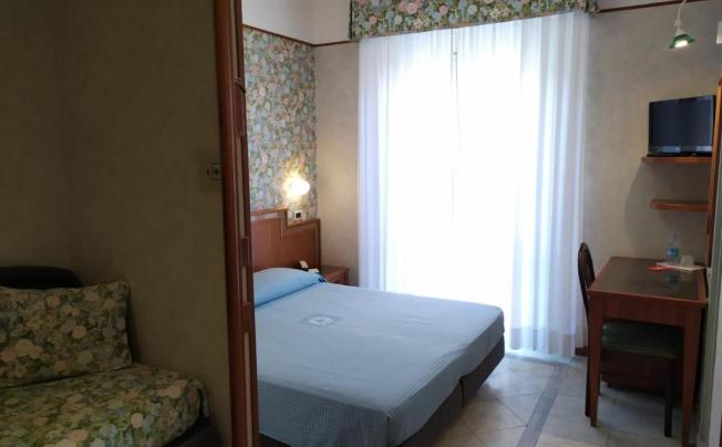 Фото отеля De France Hotel