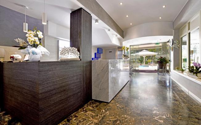 Фото отеля Colorado Hotel