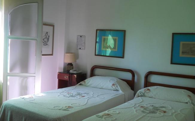 Фото отеля Arathena Rocks Hotel