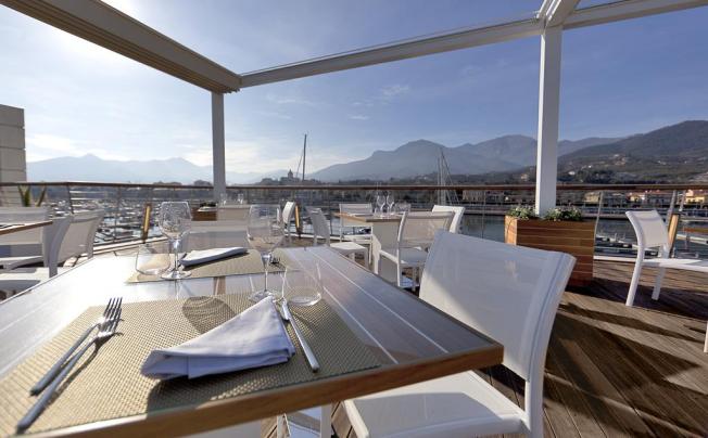 Фото отеля Yacht Club Marina Di Loano