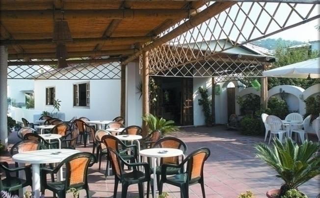 Фото отеля Cesotta Hotel