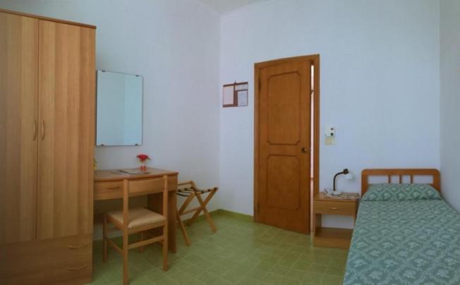 Фото отеля Cesotta Hotel