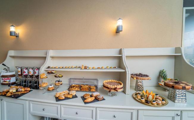 Фото отеля Colomba D'Oro Hotel