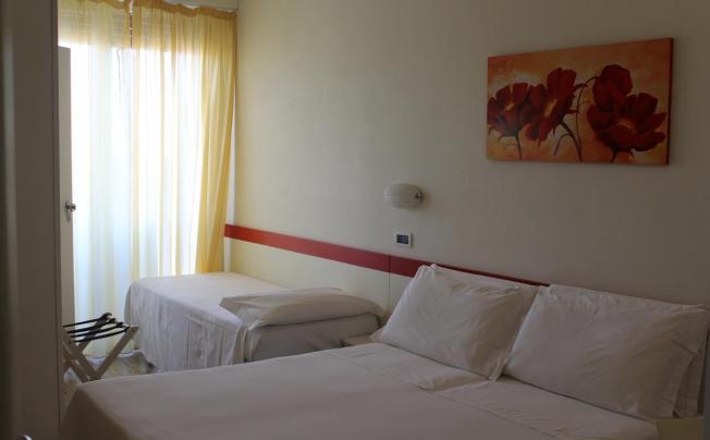 Фото отеля Universal Hotel