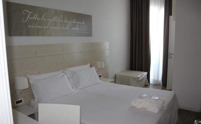 Фото отеля Universal Hotel
