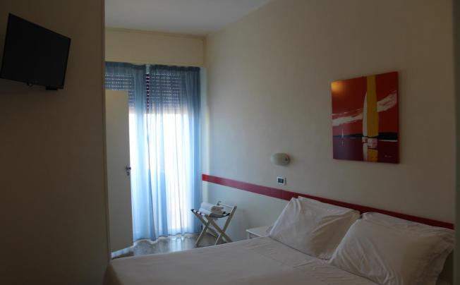 Фото отеля Universal Hotel