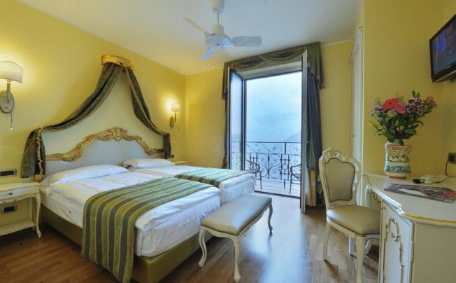 Фото отеля Britannia Excelsior Hotel