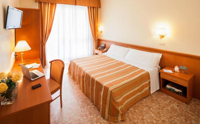 Фото отеля Curtis Centrale Hotel