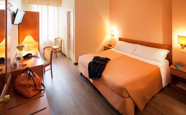 Фото отеля Curtis Centrale Hotel