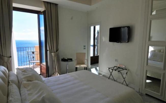 Фото отеля Metropole Maison D Hotes