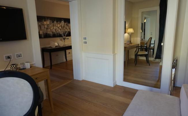 Фото отеля Trevi Palace Luxury Apartments