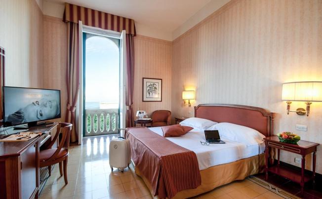 Фото отеля Grand Hotel Royal