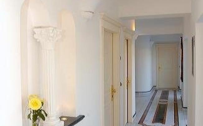 Фото отеля Bussola Hotel