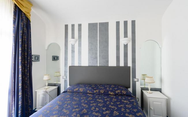 Фото отеля Bussola Hotel