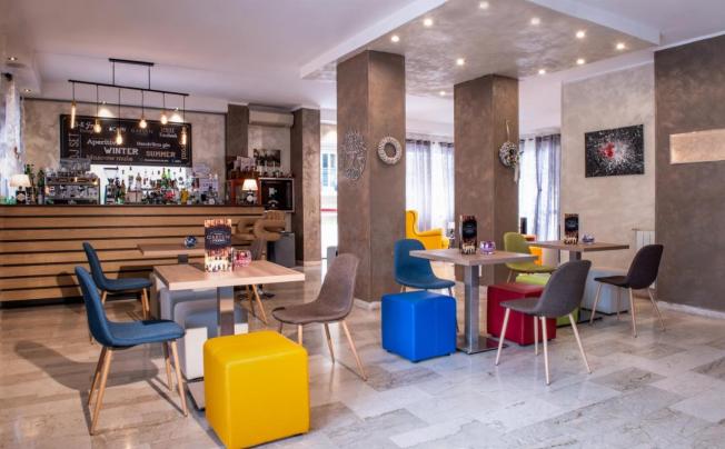 Фото отеля Capri Hotel