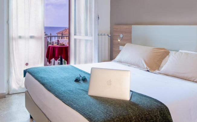 Фото отеля Capri Hotel