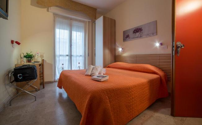 Фото отеля Capri Hotel