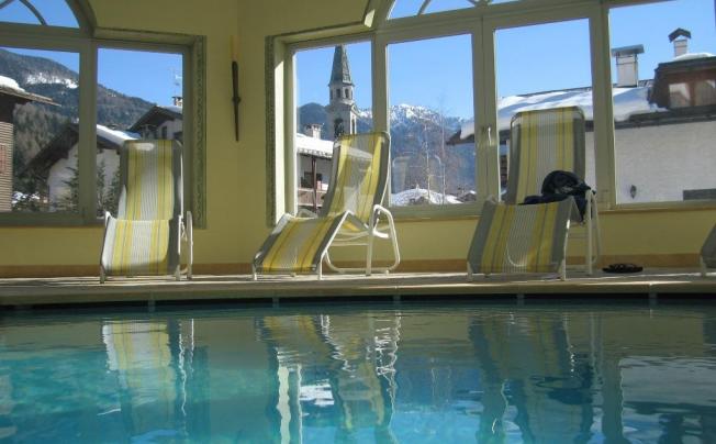 Фото отеля Canada Hotel