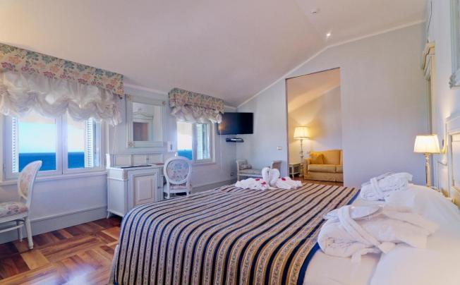 Фото отеля De Paris Hotel Sanremo