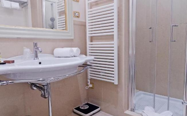 Фото отеля De Paris Hotel Sanremo
