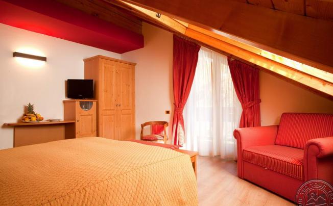 Фото отеля Medil Wellness & Family Hotel