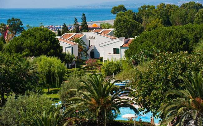Фото отеля UNAHOTELS Naxos Beach Sicilia