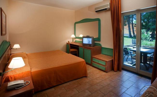 Фото отеля UNAHOTELS Naxos Beach Sicilia